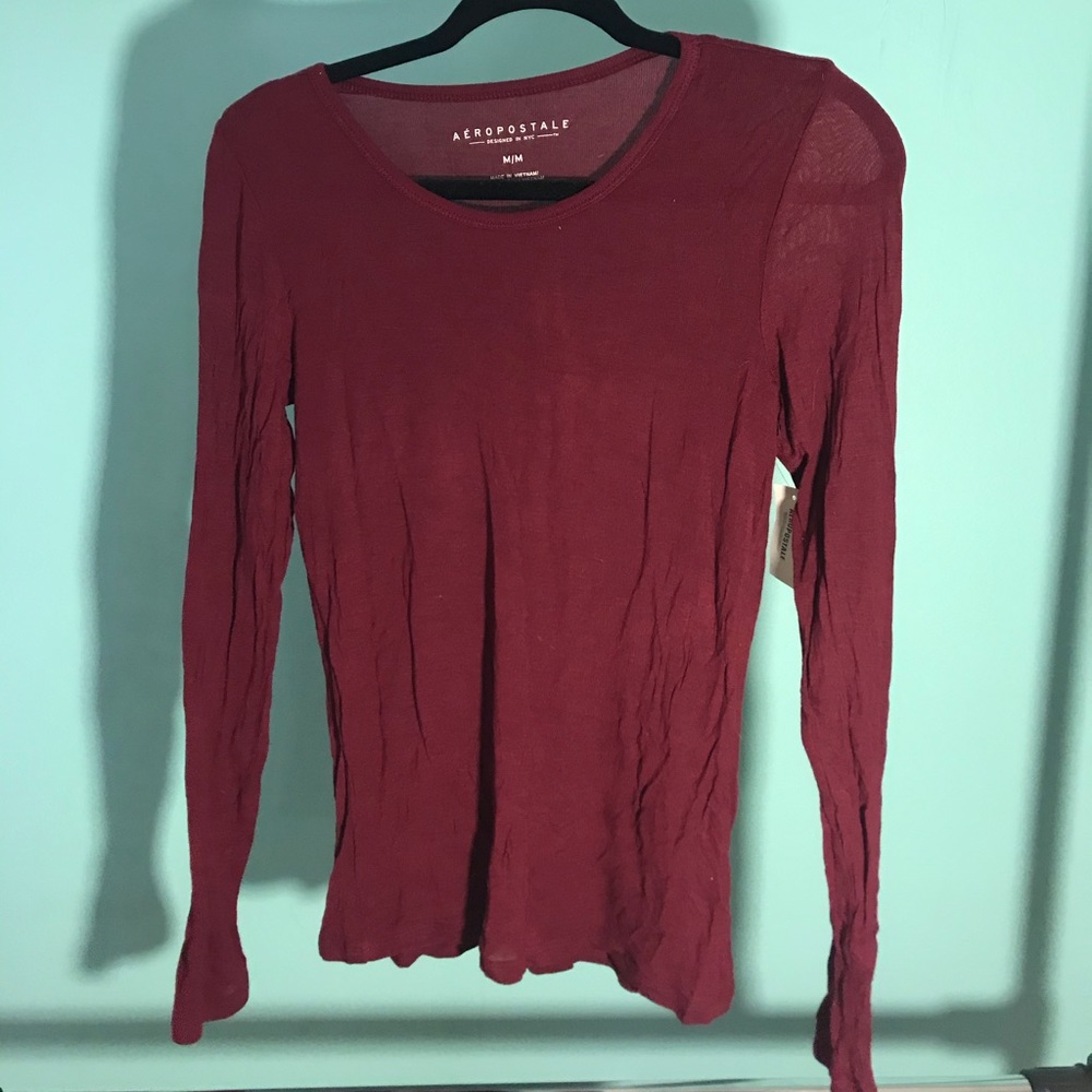 Burgundy long sleeve top 💙